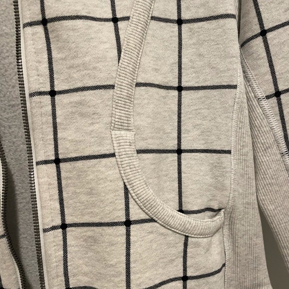 Lululemon scuba hoodie - Picture 7 of 7